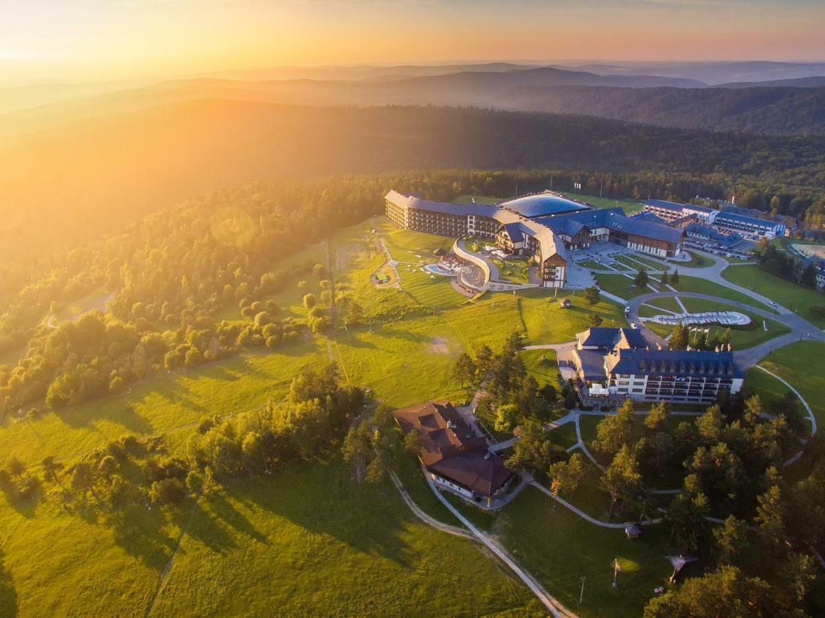 Hotel Arłamów Eksteriør billede